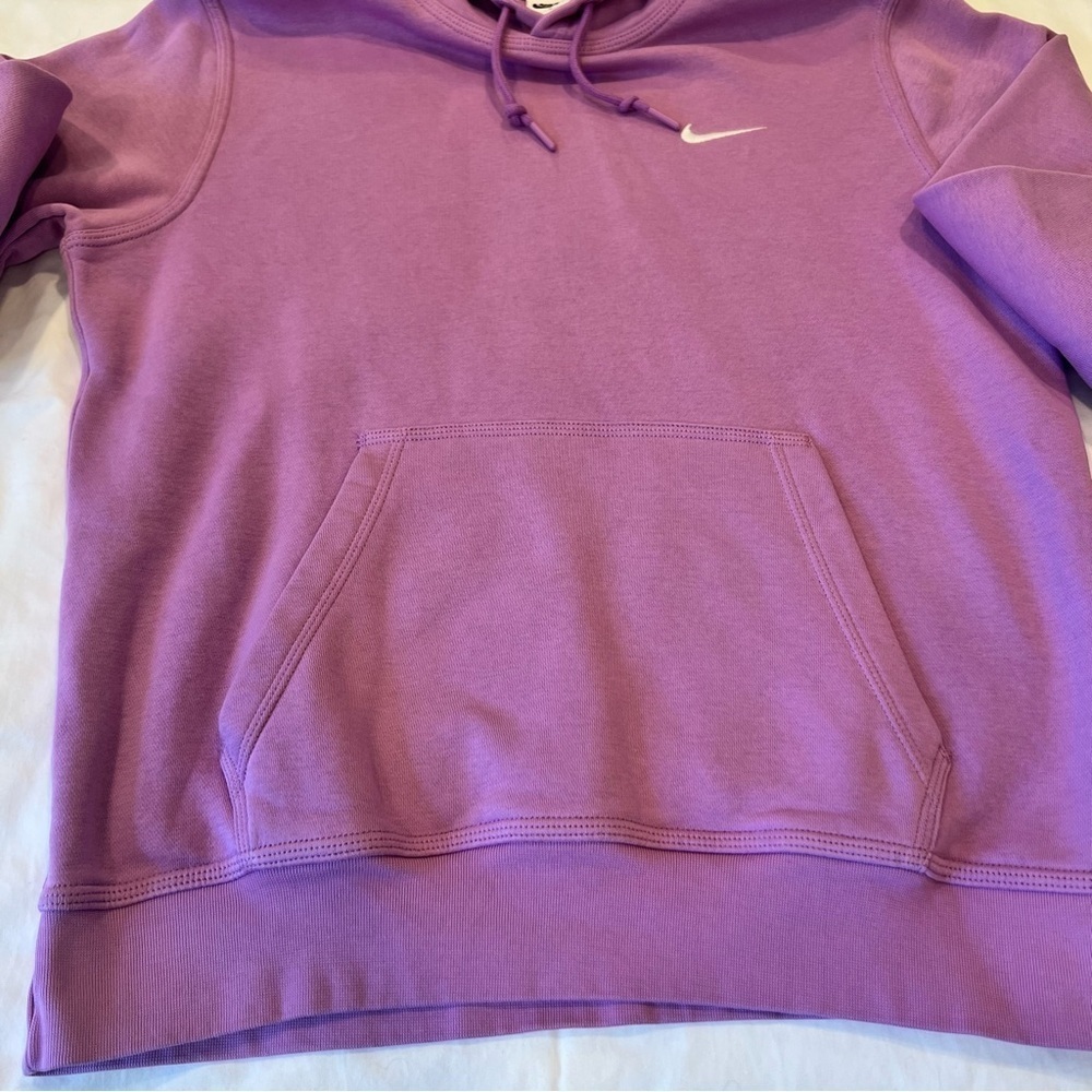 Nike | Sportswear Club | Fleece | Violet Hoodie | Medium | Excellent Condition - Picture 5 of 13